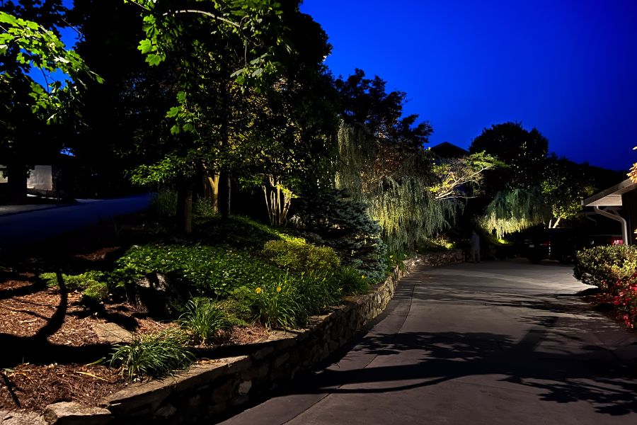 Driveway_North_Asheville_Outdoor_Lighting