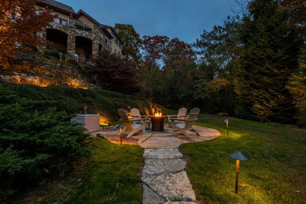 4 Areas to Boost Curb Appeal with Outdoor Lighting: Be the Envy of Your Neighbors